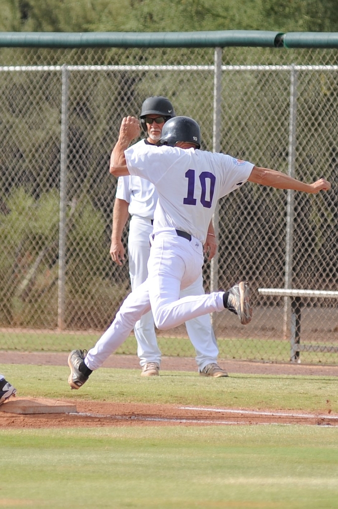 Dragons_2017-10-30 (69).jpg - (c)2010 DeVetter